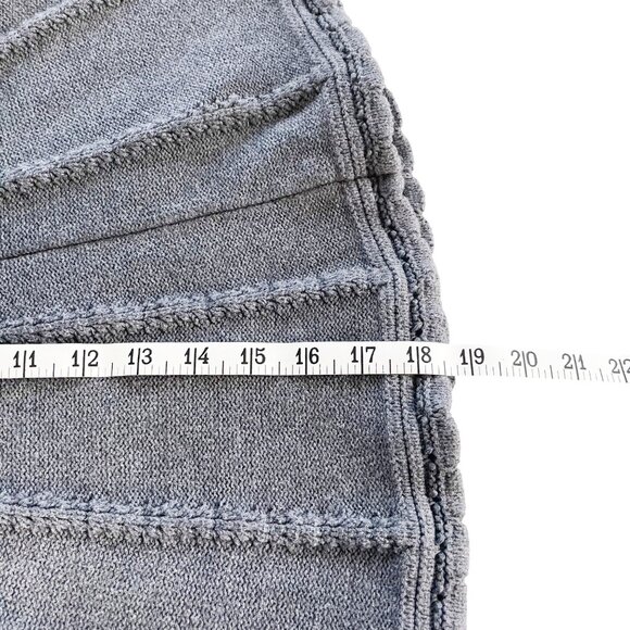 CAbi Gray A Line Cable Knit Sweater Mini Skirt Womens Size Small Pleated Pull On - Picture 7 of 8